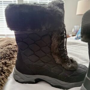 L L Bean Women’s Fur Quilted Snow Boots